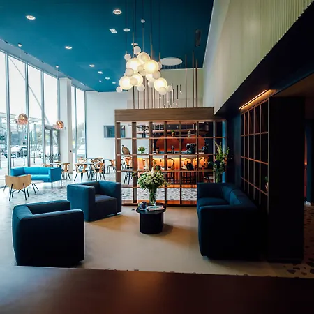 Hilton Hotel Lila