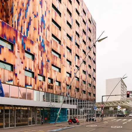 Hilton 4* Lila