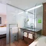 Hilton 4*