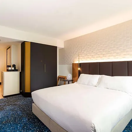 מלון Hilton ליל