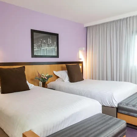 Hilton ליל