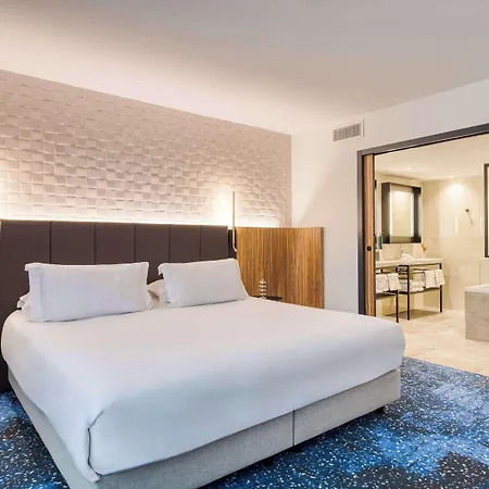 Hilton 4*