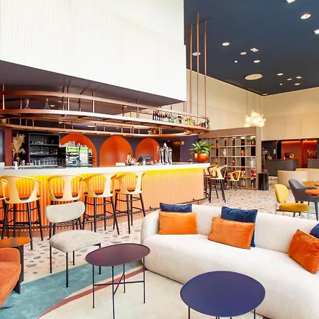 Hilton Hotel 4*